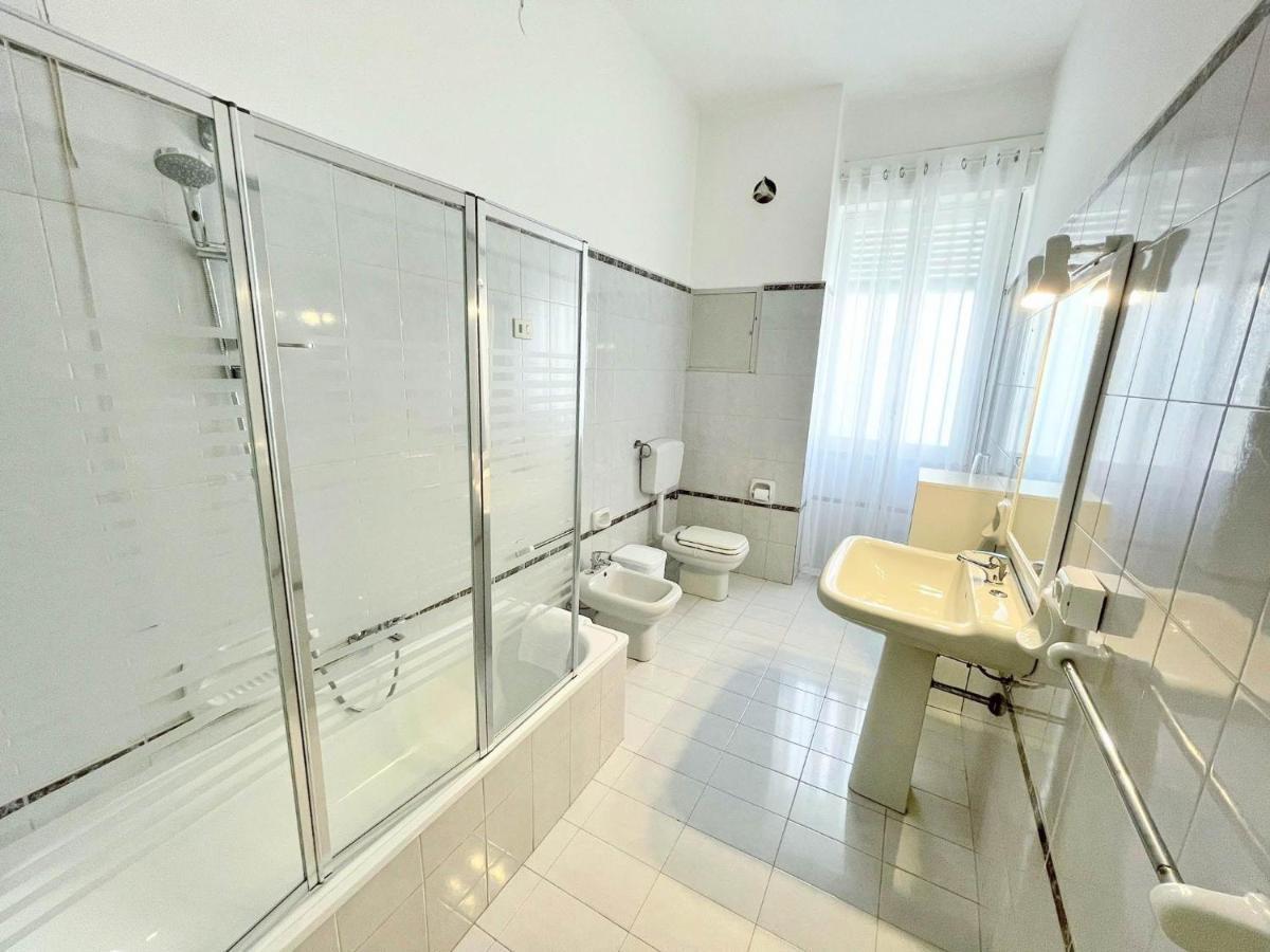 B&B Be Home Palermo Bagian luar foto